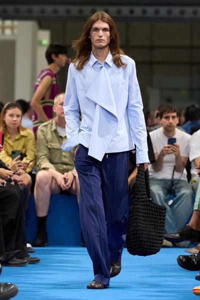Look 21